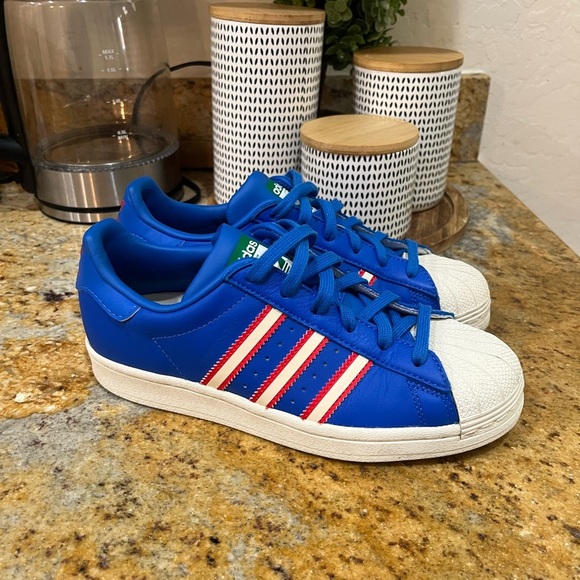 adidas Other - Adidas Superstar size 5.5